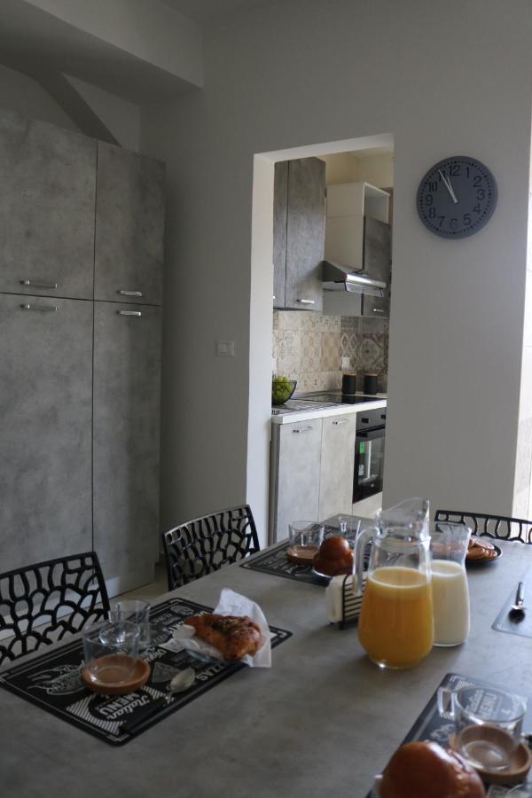 Casavera Apartment Acireale Zewnętrze zdjęcie